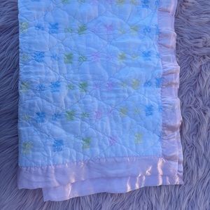 VTG DuPont Dacron Baby Blanket Satin Trim Embroidered Bear Pattern 49x36  Pastel